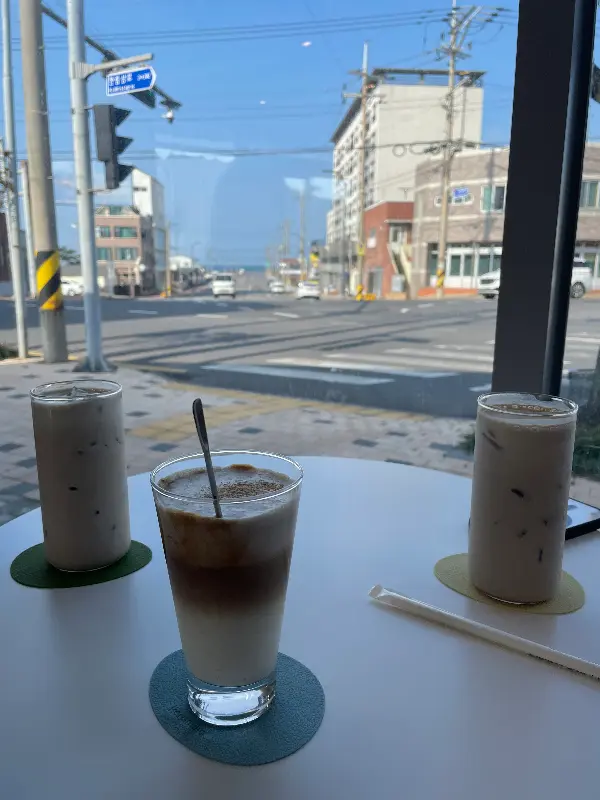 제주 보리개역 라떼