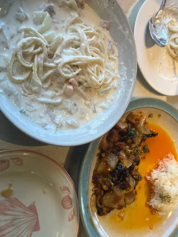 봉쥬르 음식 사진