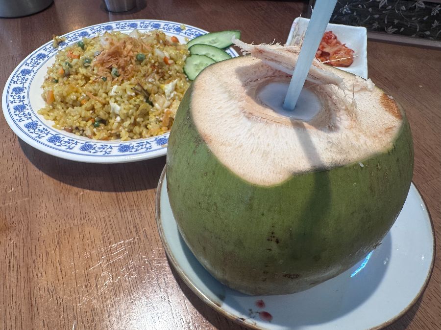 신선한 코코넛 주스