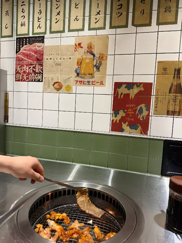 식당 내부 인테리어 사진