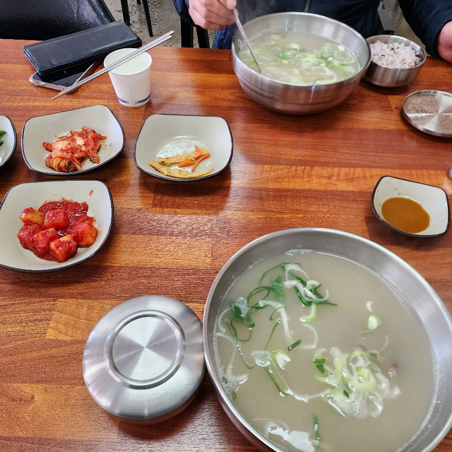 종로면옥 포항문덕점 곰탕 한상차림