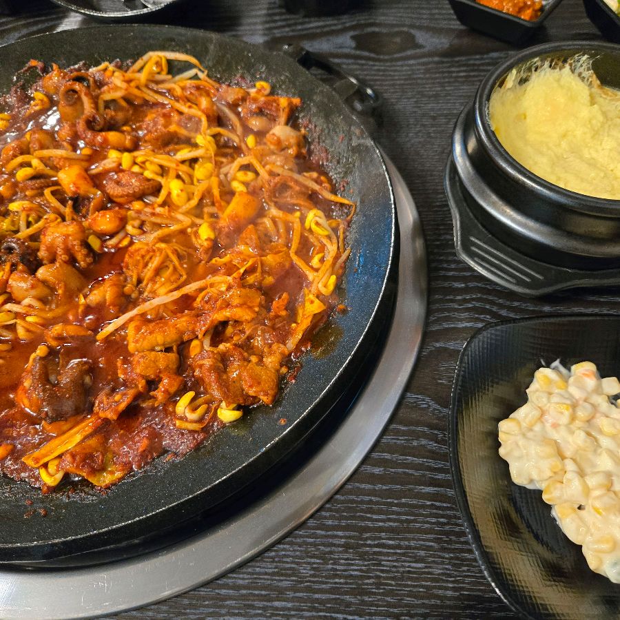 쭈꾸미 한 상 차림