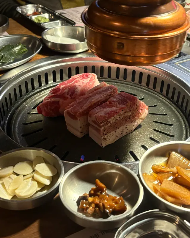 두툼한 오겹살과 목살