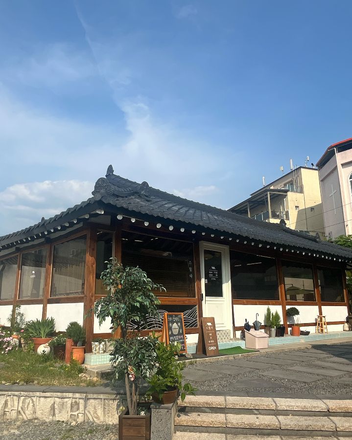 스밀다 내부 인테리어