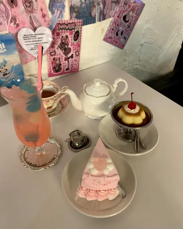 음료와 푸딩, 케이크