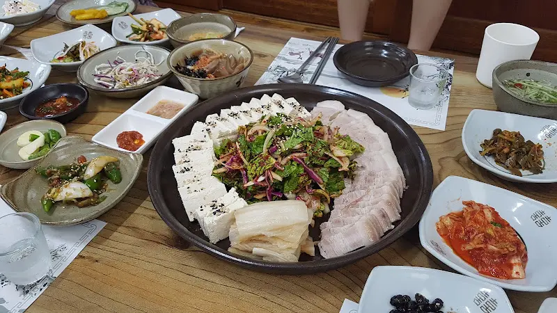 푸짐한 한상차림 항공샷