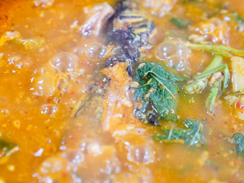 매운탕 속 생선