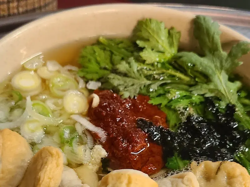 양념장을 푼 어묵우동