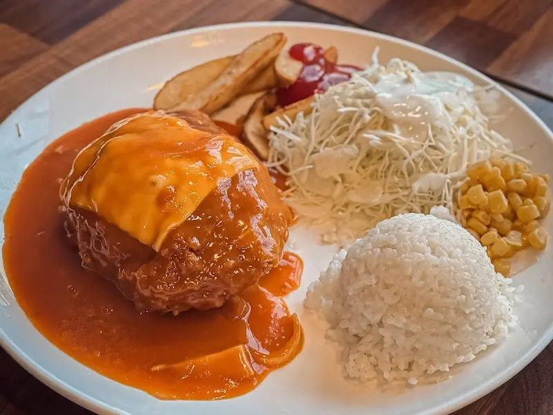 치즈돈가스 전체샷