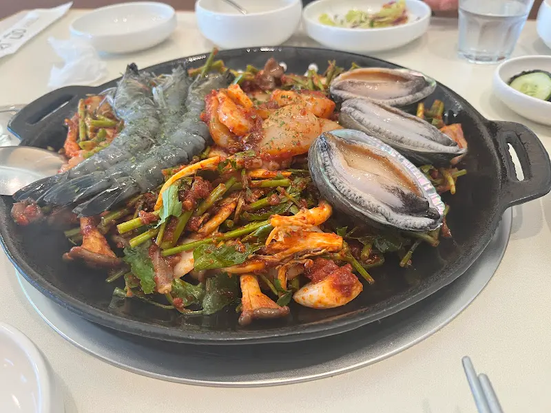 해산물 모듬 철판구이