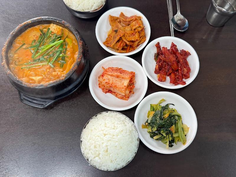 청국장과 밑반찬