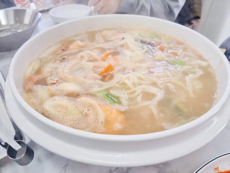 해물 칼국수