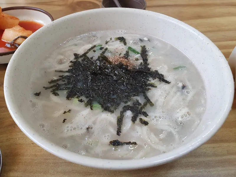 장촌칼국수 칼국수