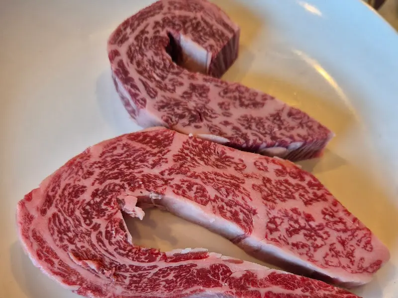 마블링이 예술인 꽃등심