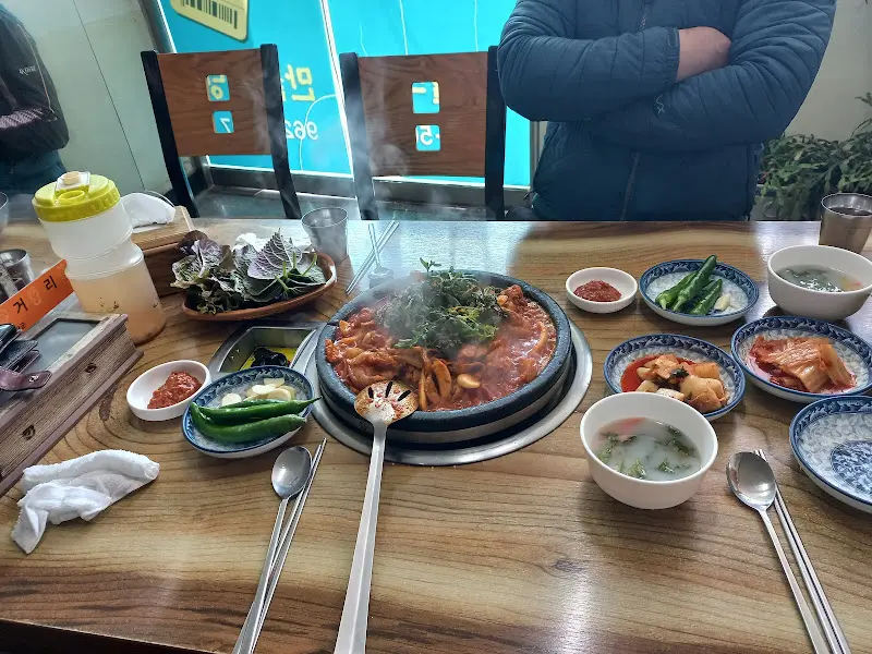 울산식당 상차림