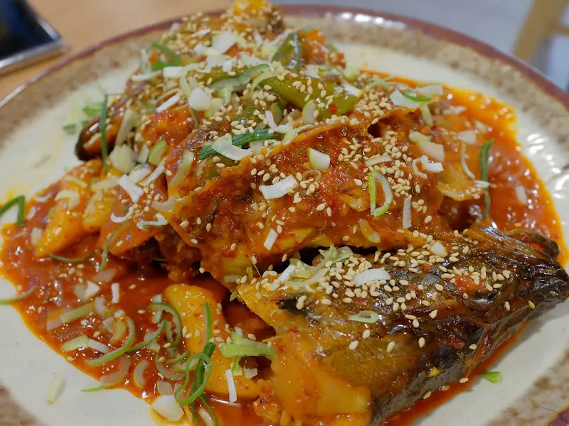 매콤달콤한 낙지볶음과 떡