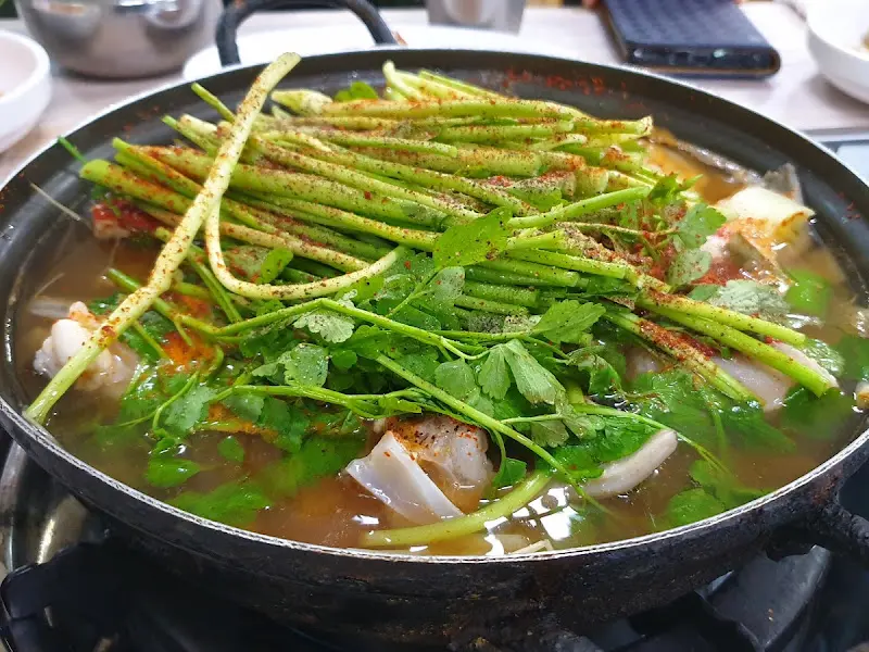 홍어탕 속 홍어