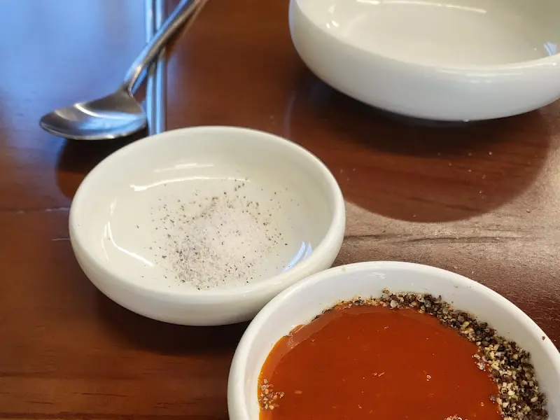 고추장 베이스의 특제 소스 클로즈업