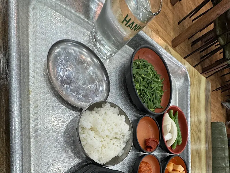 기본 반찬 전체 샷