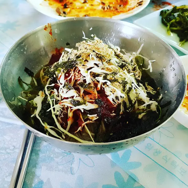 매콤한 비빔국수