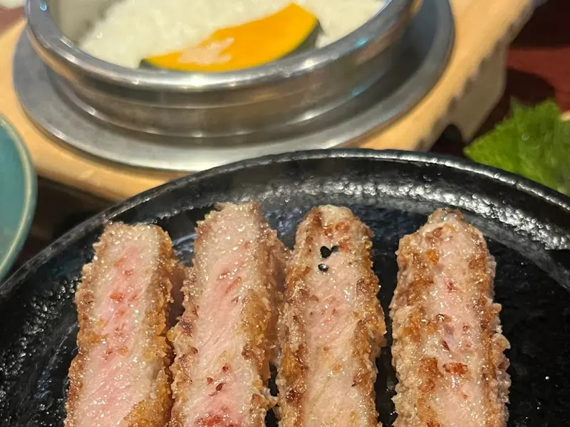 겉바속촉 규카츠 단면