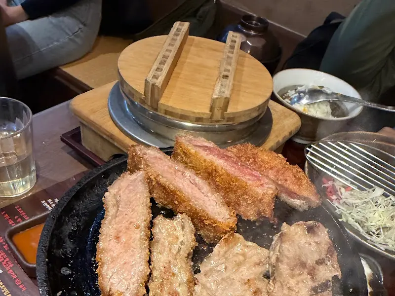 규카츠와 야끼니꾸