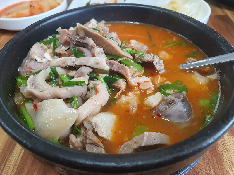 모듬국밥 내용물