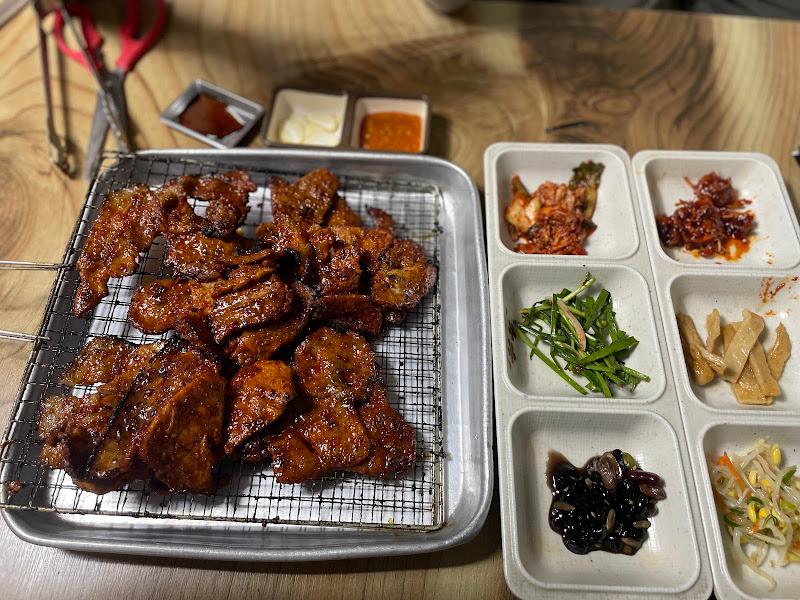 석쇠구이와 밑반찬