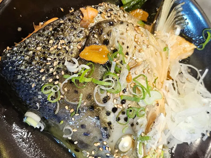 윤기가 흐르는 생선찜