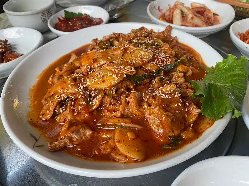 매콤달콤한 두루치기