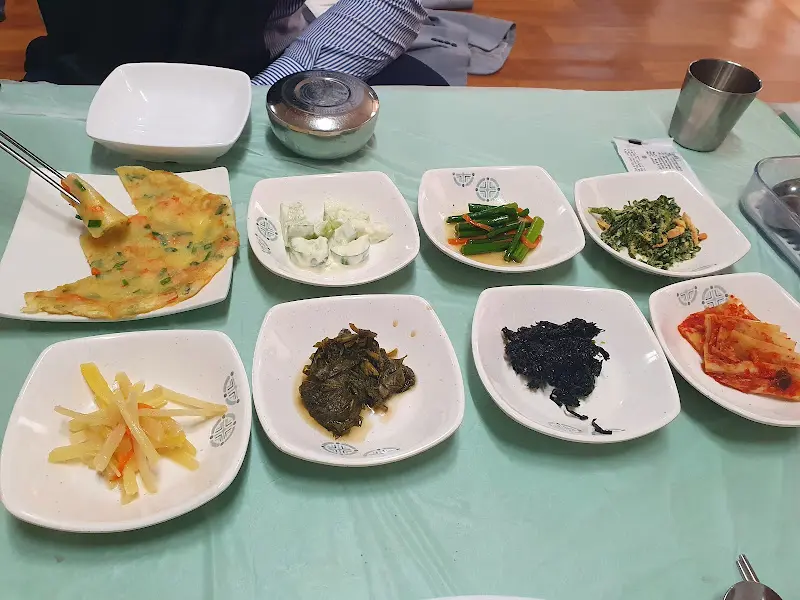 정갈한 밑반찬 접사