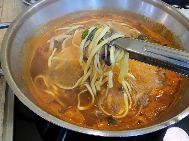 칼국수 클로즈업