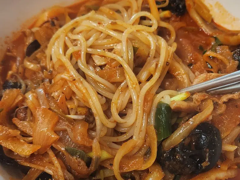 비빔짬뽕 근접샷