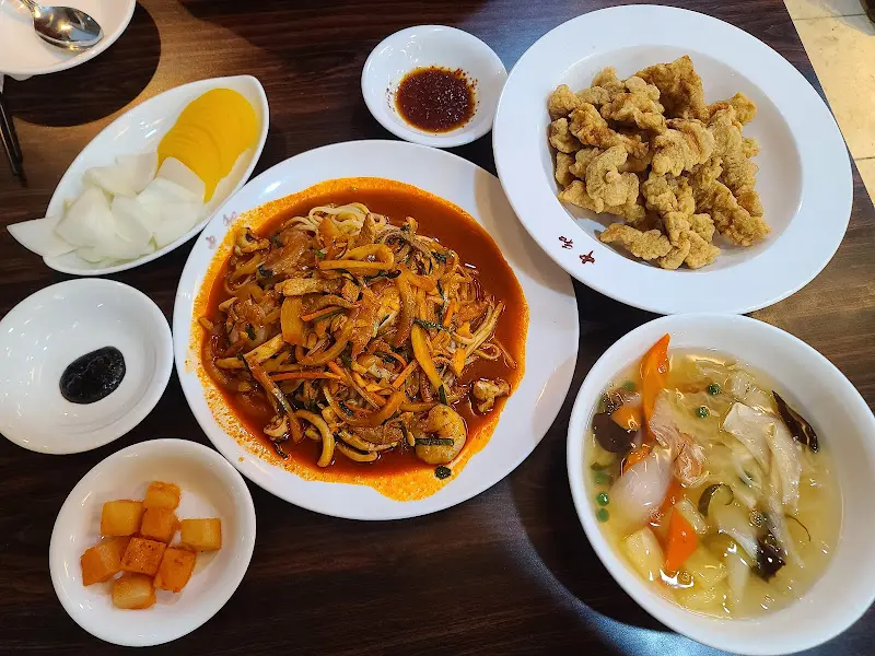 야끼우동과 탕수육