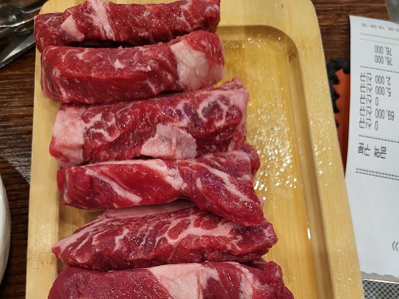 마블링이 예술인 생갈비