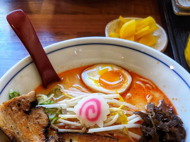 매운 돈코츠 라멘 근접샷