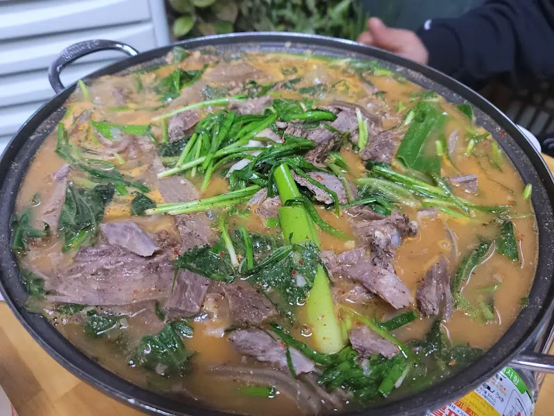흑염소 전골 클로즈업