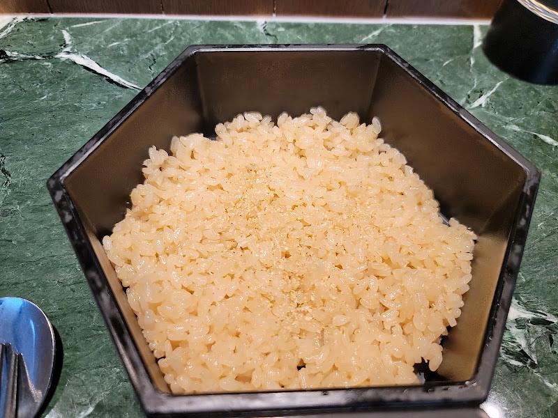 초밥용으로 제공되는 밥