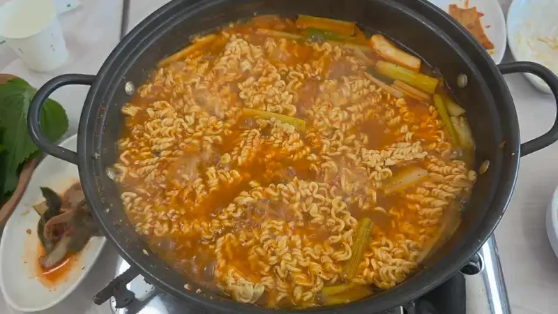 매운탕 라면사리