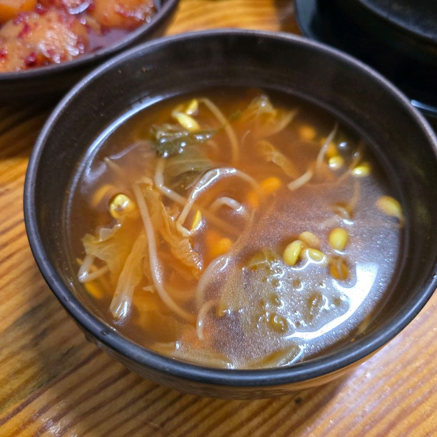 장독식당 콩나물국