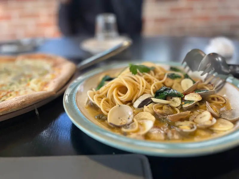 푸짐한 파스타 한 상