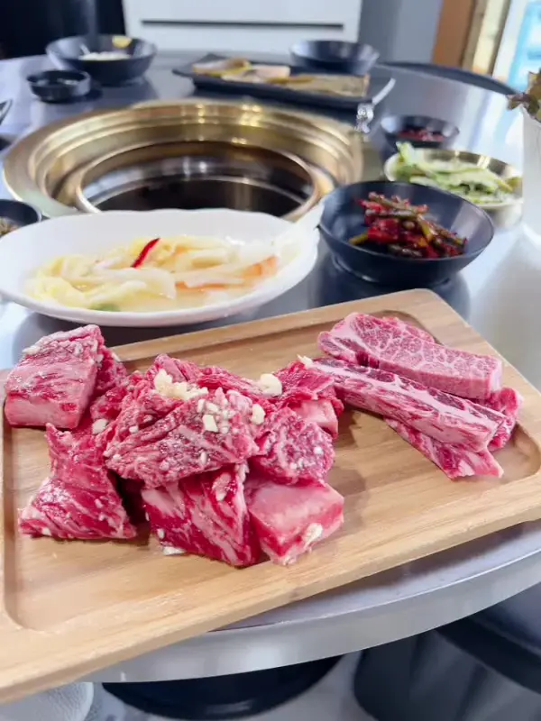 80경성갈비 고기