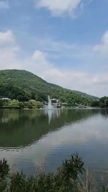명암저수지의 아름다운 풍경