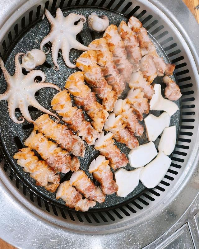 참숯골 삼겹살, 쭈꾸미, 버섯