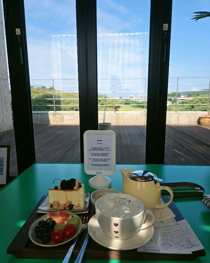 청귤차와 디저트