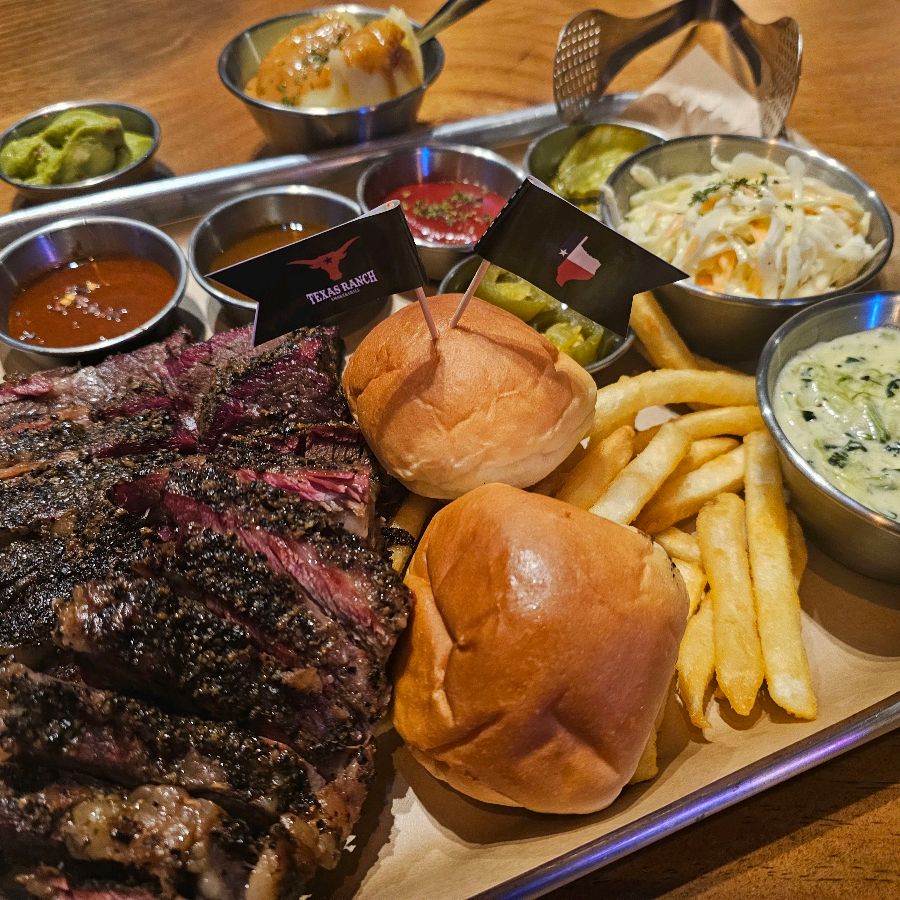텍사스랜치 바베큐 플래터 비주얼