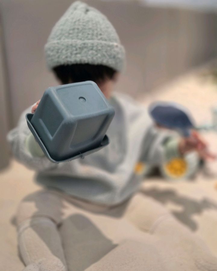 투슬로우커피 키즈존 모래놀이