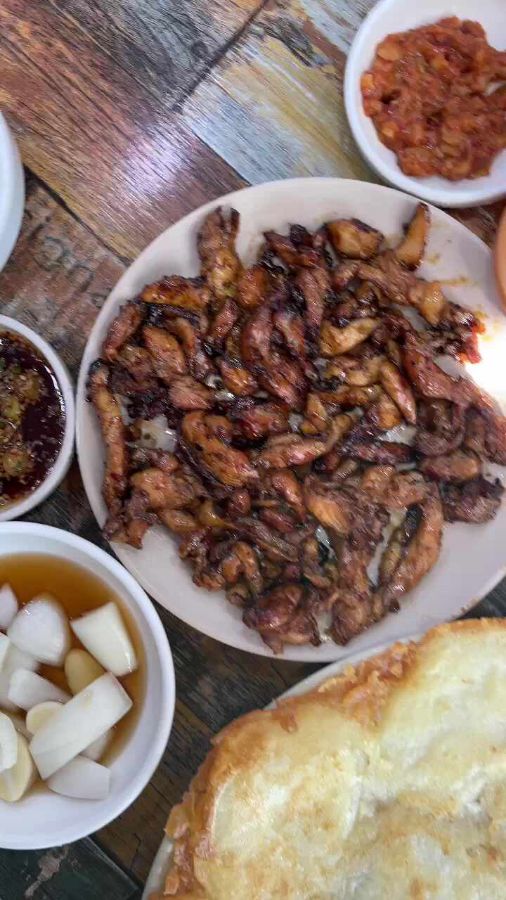 숯불 향이 가득한 닭불고기