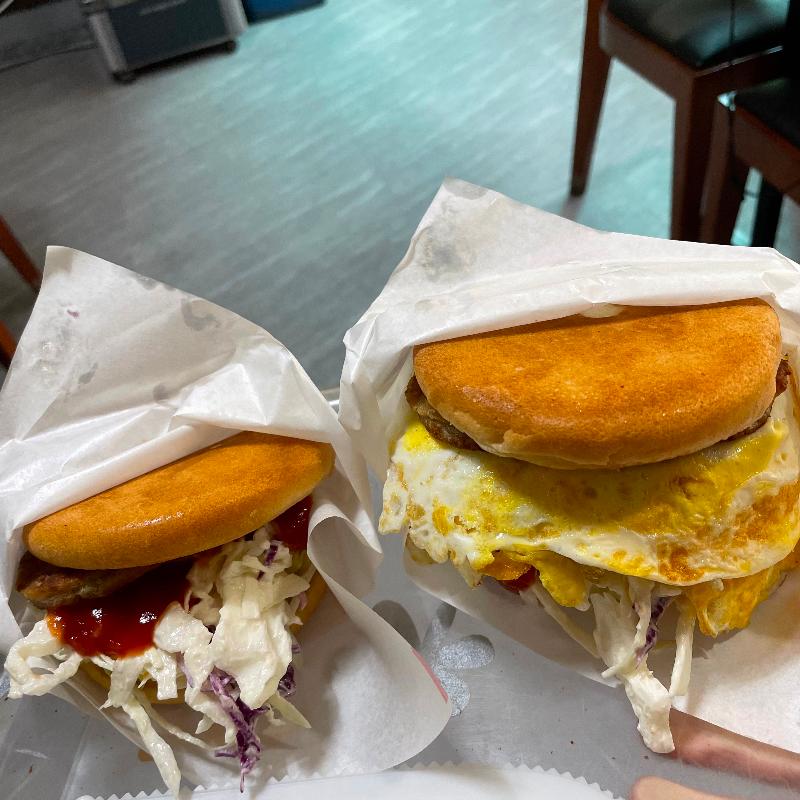 달라스 버거와 에그 버거