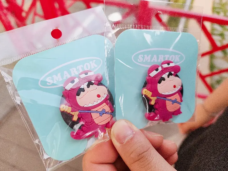 다양한 디자인의 그립톡들